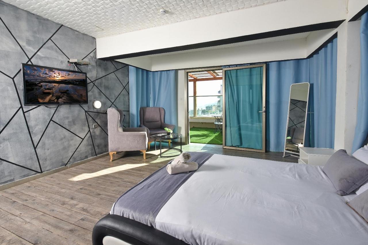 Nofim Suites Tiberias Exterior photo
