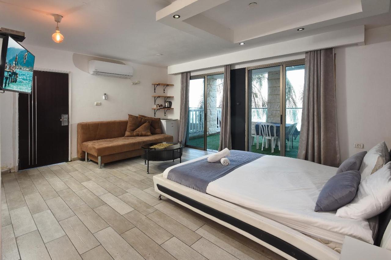 Nofim Suites Tiberias Exterior photo