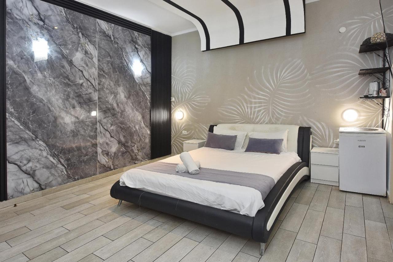 Nofim Suites Tiberias Exterior photo