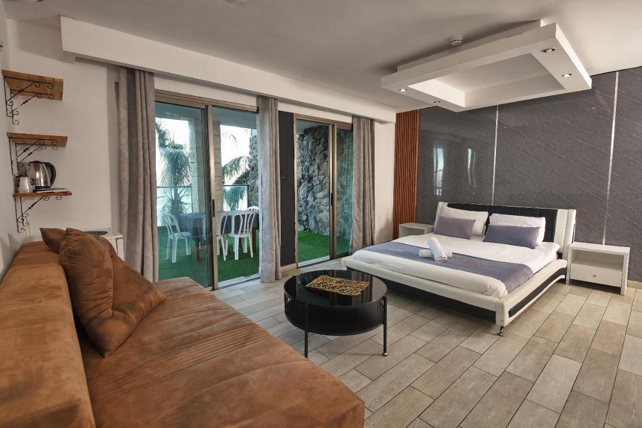 Nofim Suites Tiberias Exterior photo