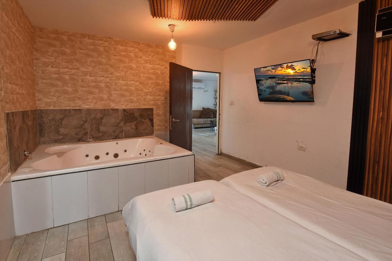 Nofim Suites Tiberias Exterior photo